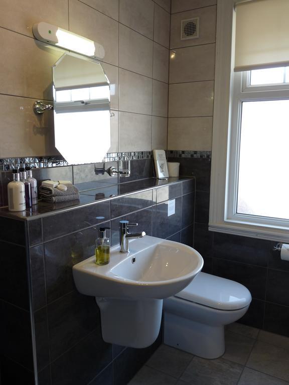 Cornerways Guest House Llandudno Dış mekan fotoğraf
