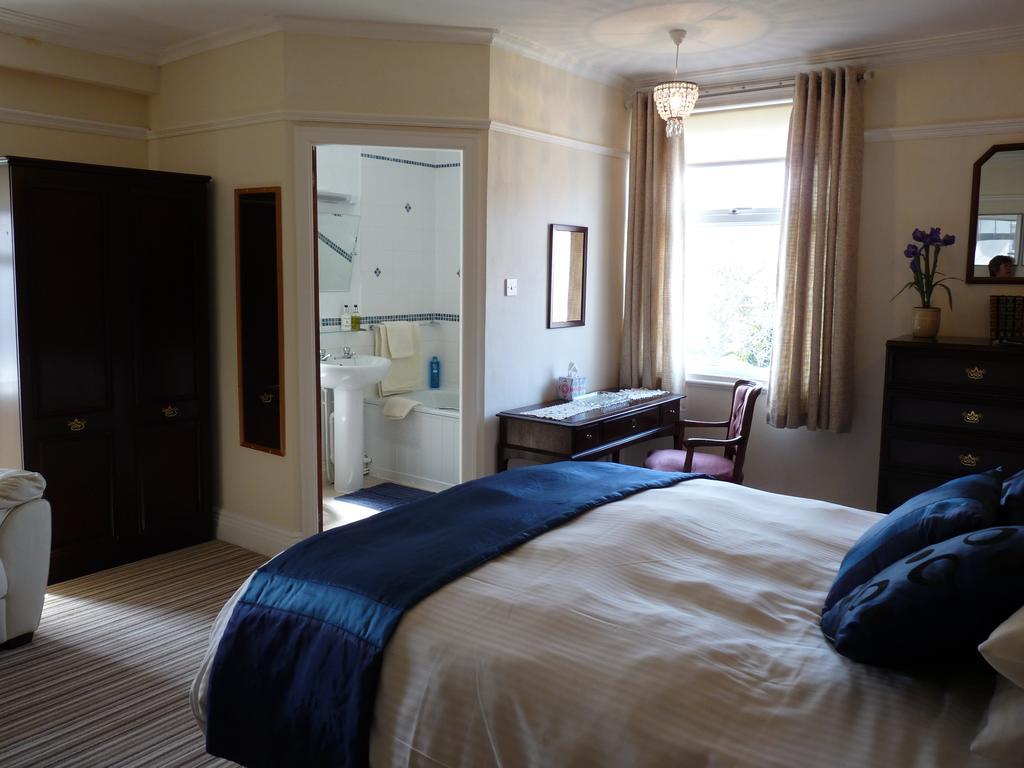 Cornerways Guest House Llandudno Dış mekan fotoğraf
