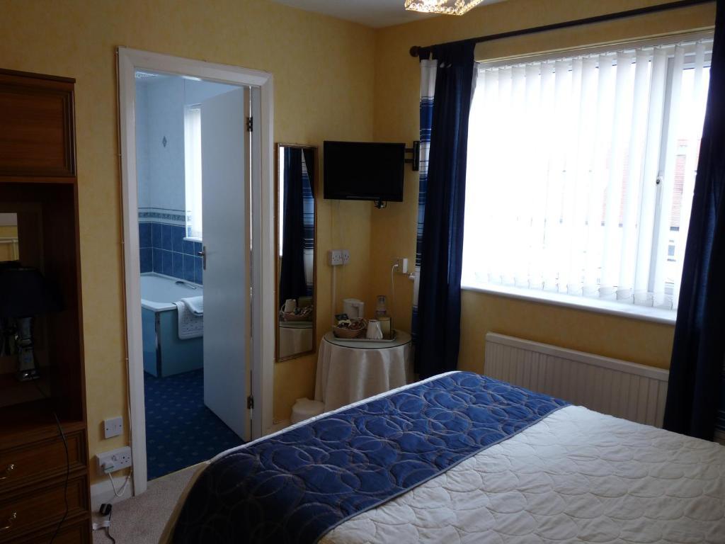 Cornerways Guest House Llandudno Oda fotoğraf