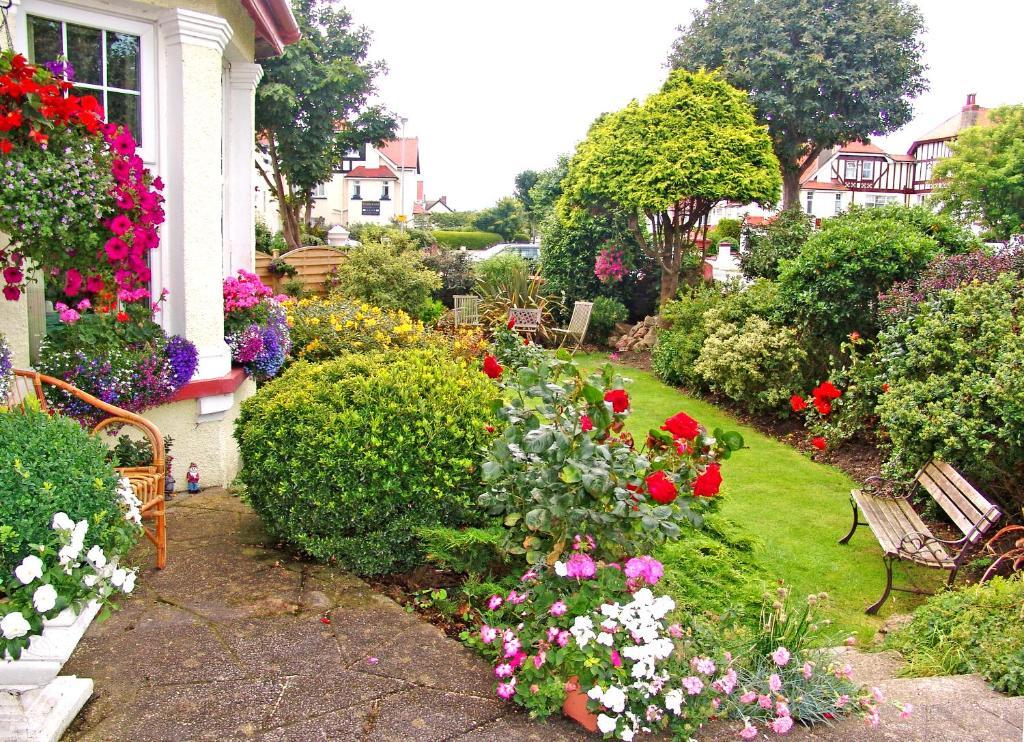 Cornerways Guest House Llandudno Dış mekan fotoğraf