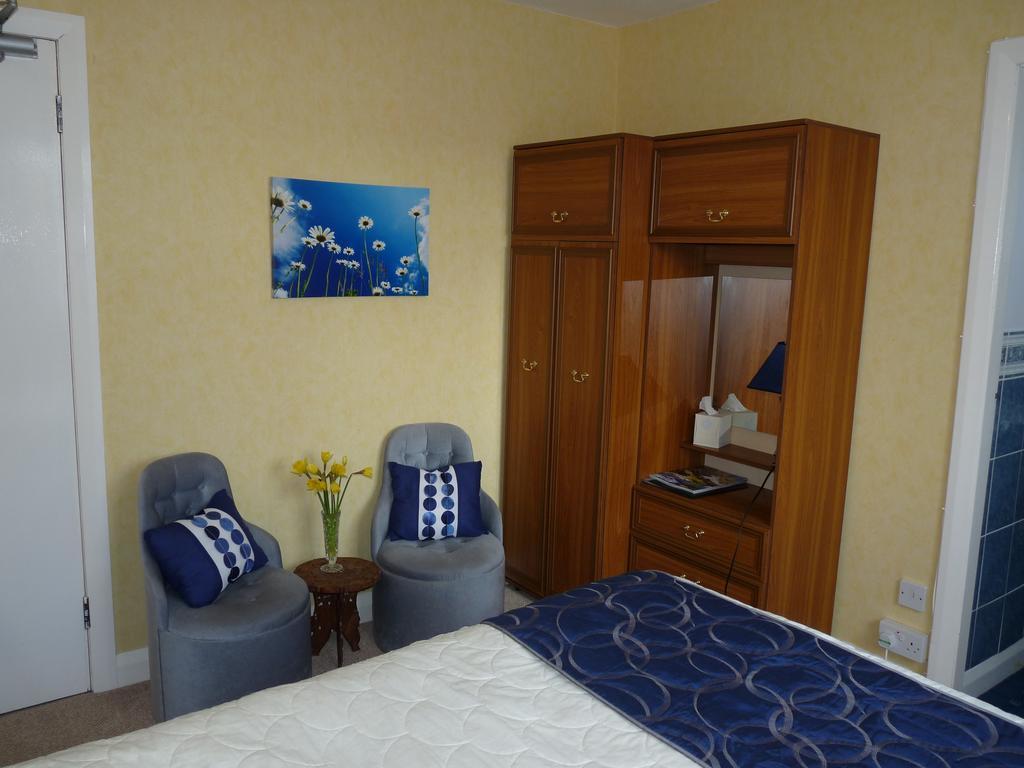 Cornerways Guest House Llandudno Oda fotoğraf